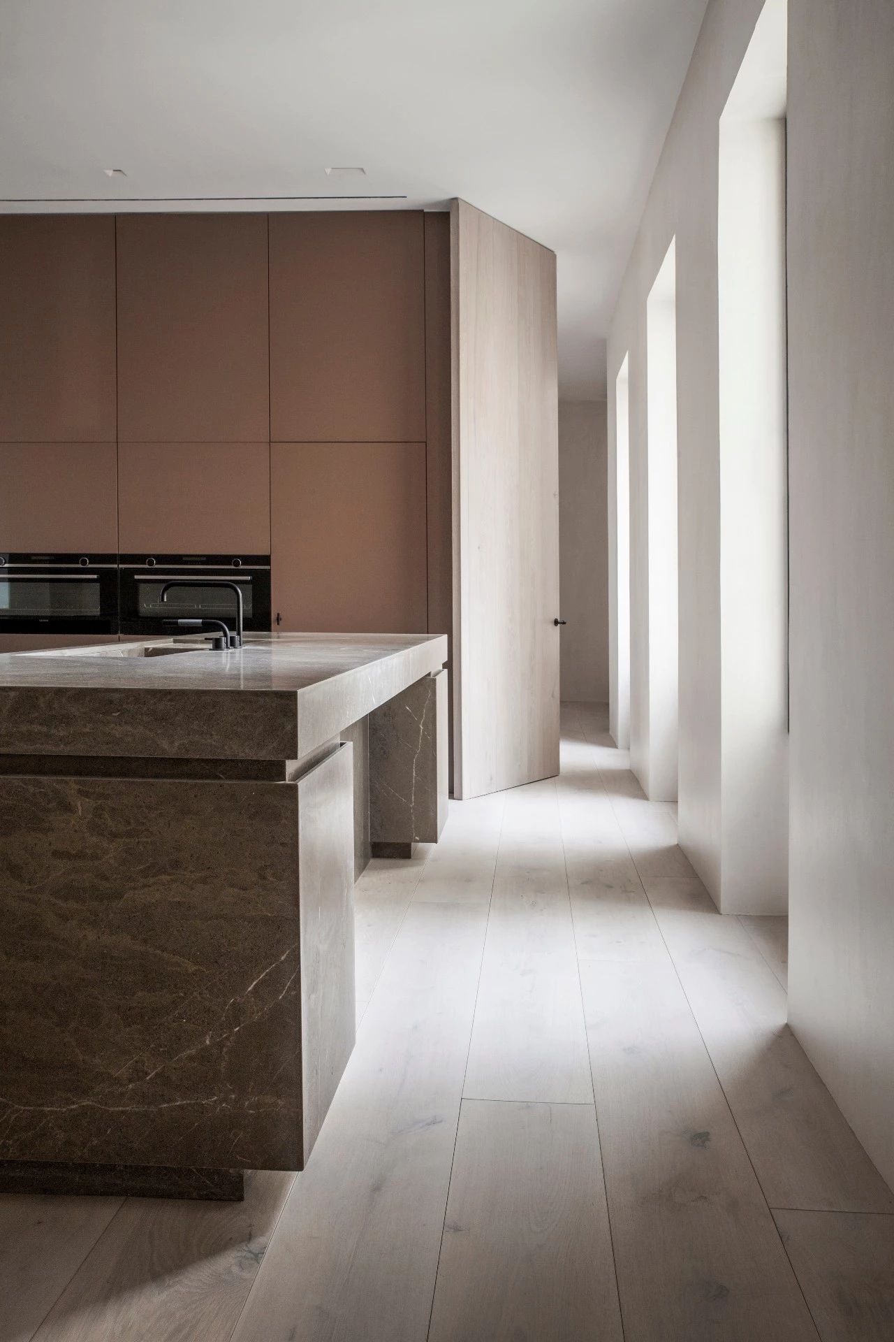 马德里极简住宅-29