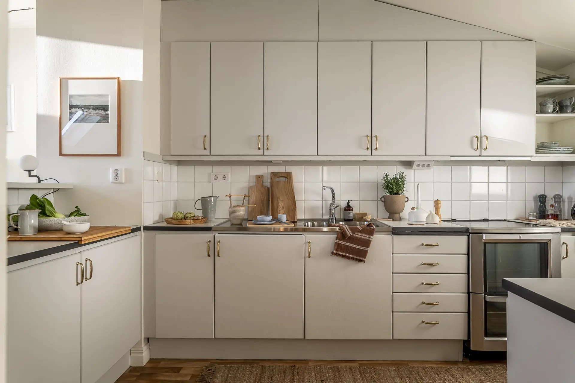 瑞典 1890 年老宅，75m2 明亮公寓的巧妙优化-18