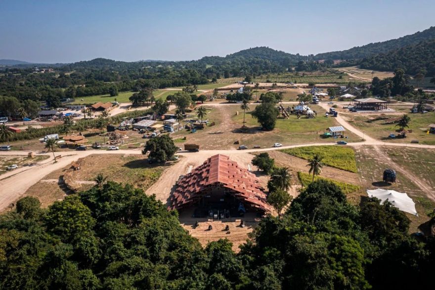 铝质洞穴丨泰国曼谷丨HAS Design and Research-41