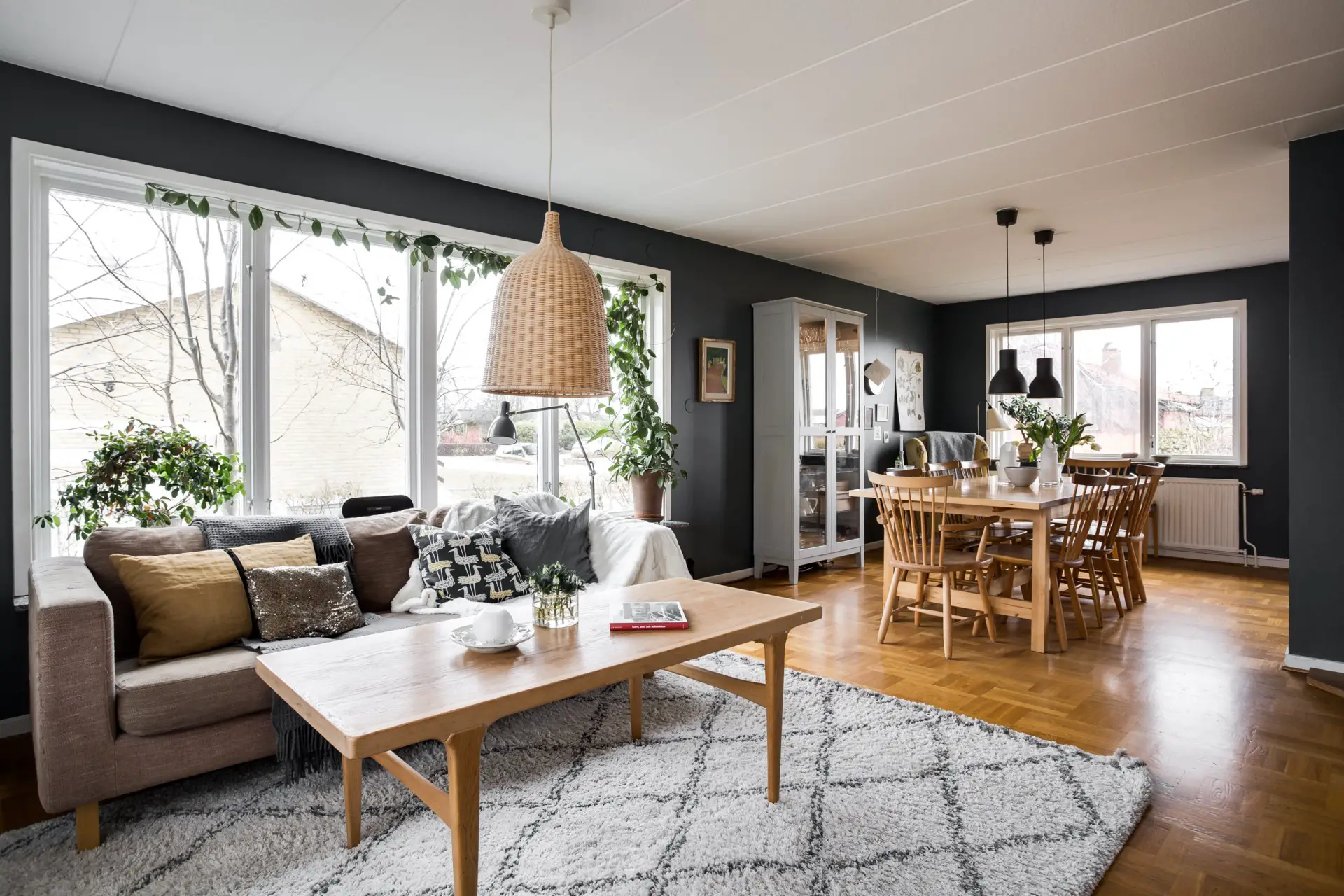 北欧禅意 | 瑞典 204m²神秘住宅设计-1