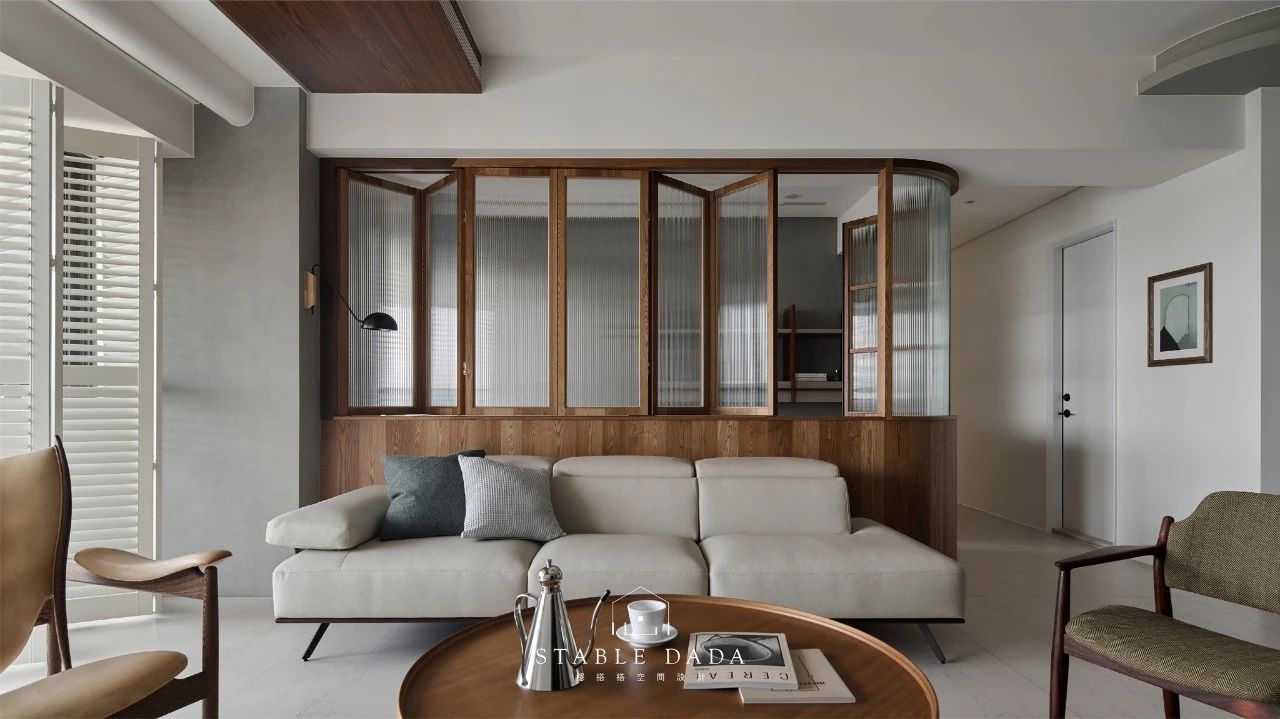 台北黑胡桃木小豪宅丨中国台北-3