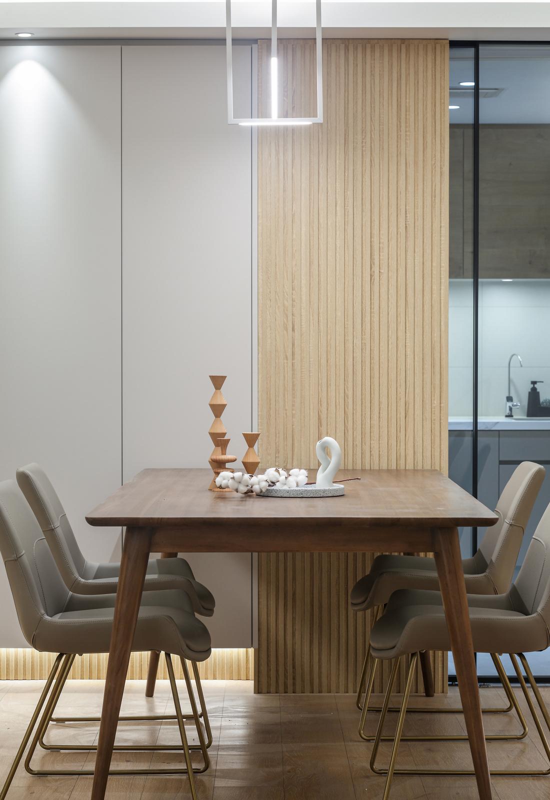 原木风高级感住宅设计-29