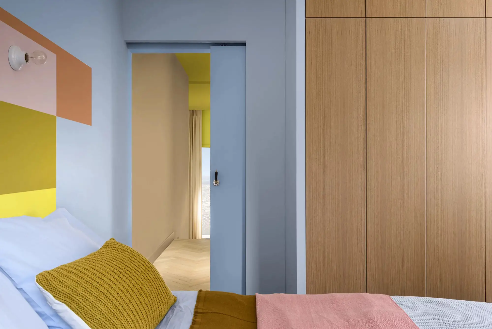 Dulux Valentine 发布 2022 年度色彩 | 温馨蓝天-4