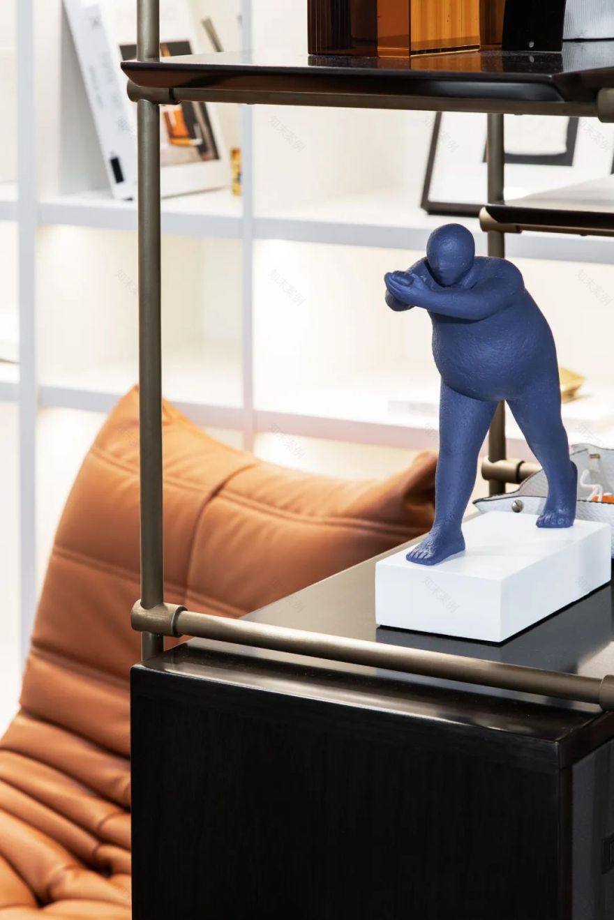 现代时光里的永恒和诗意的住宅样板间-29