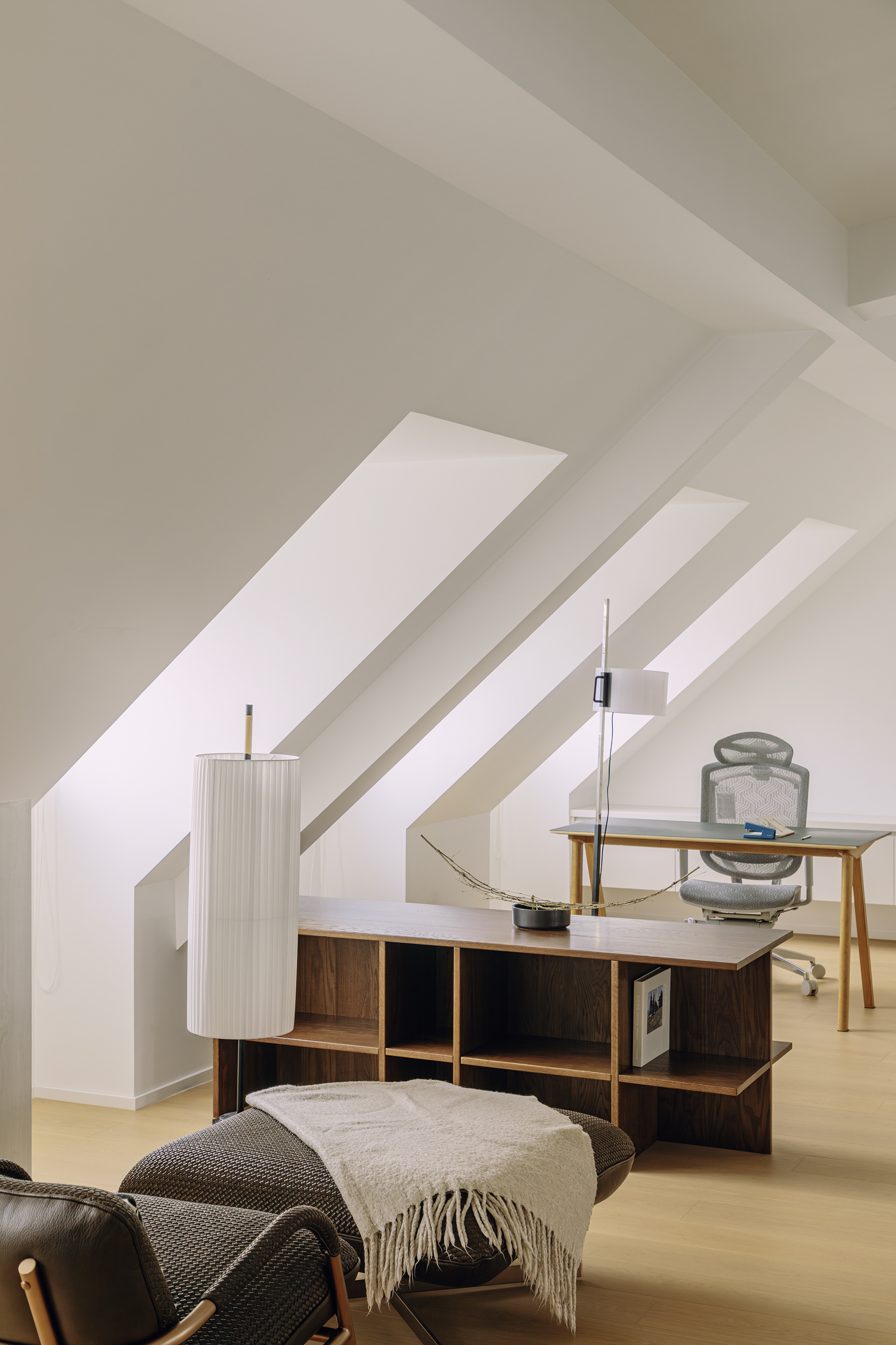 qisi design | Mansard Penthouse-6