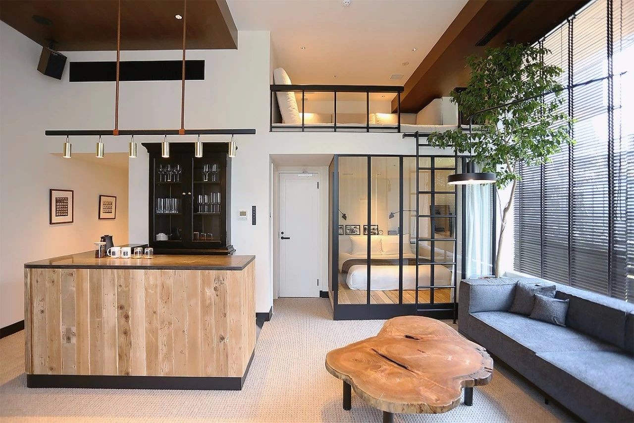 这个LOFT酒店装潢简单 / 住一晚却要6000块-53