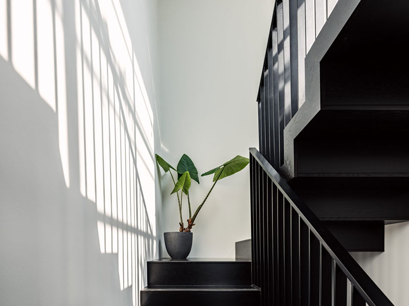 伦敦百年啤酒厂变身的工业风时尚家居-24