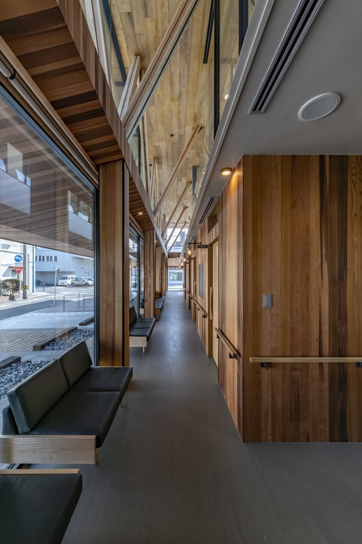 Nagoya 温暖透明的医疗空间-15