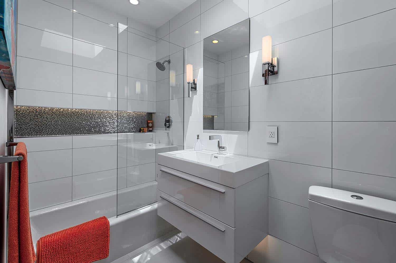 Midcentury dream retreat with a poolside paradise in Palm Springs-9