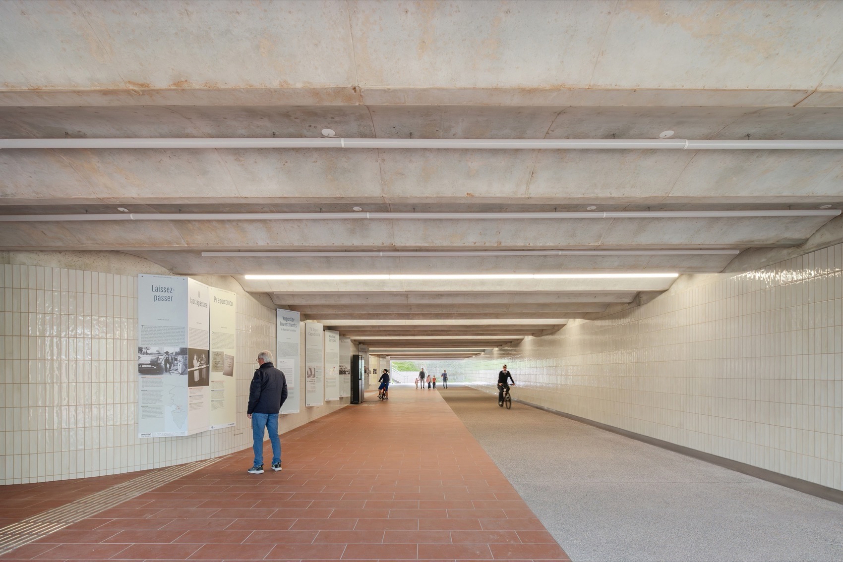 诺瓦戈里察火车站与Vrtača地下通道丨斯洛文尼亚戈里丨Sadar+Vuga d.o.o.等多个团队-30