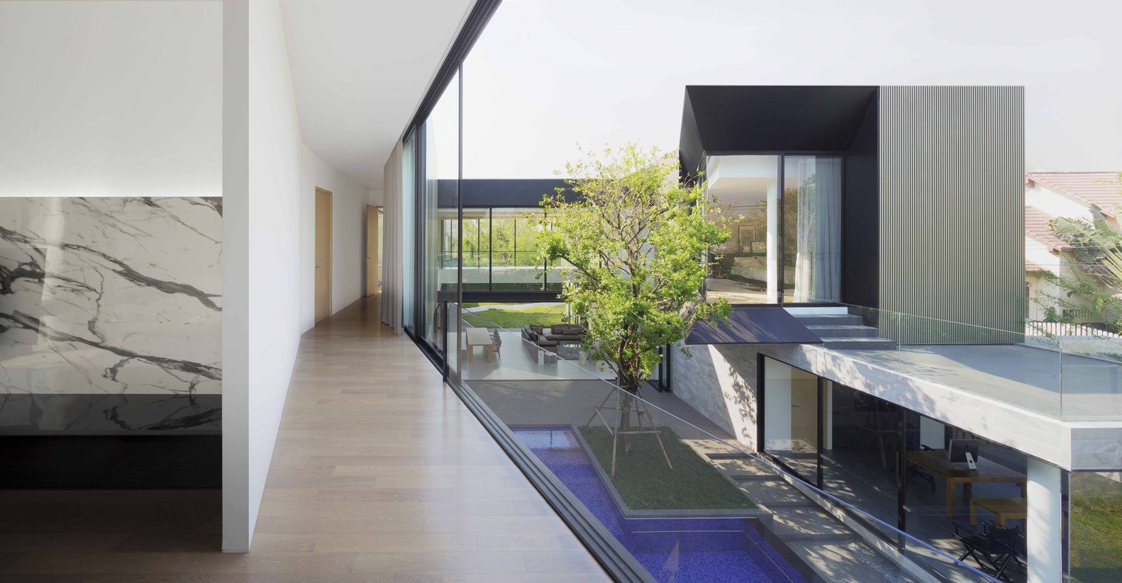 Aluminium House  Ayutt and Associates Design-36