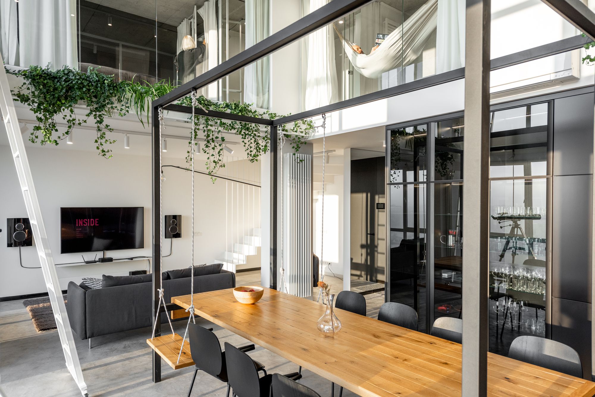 乌克兰顶层双层公寓，打造舒适艺术空间-11