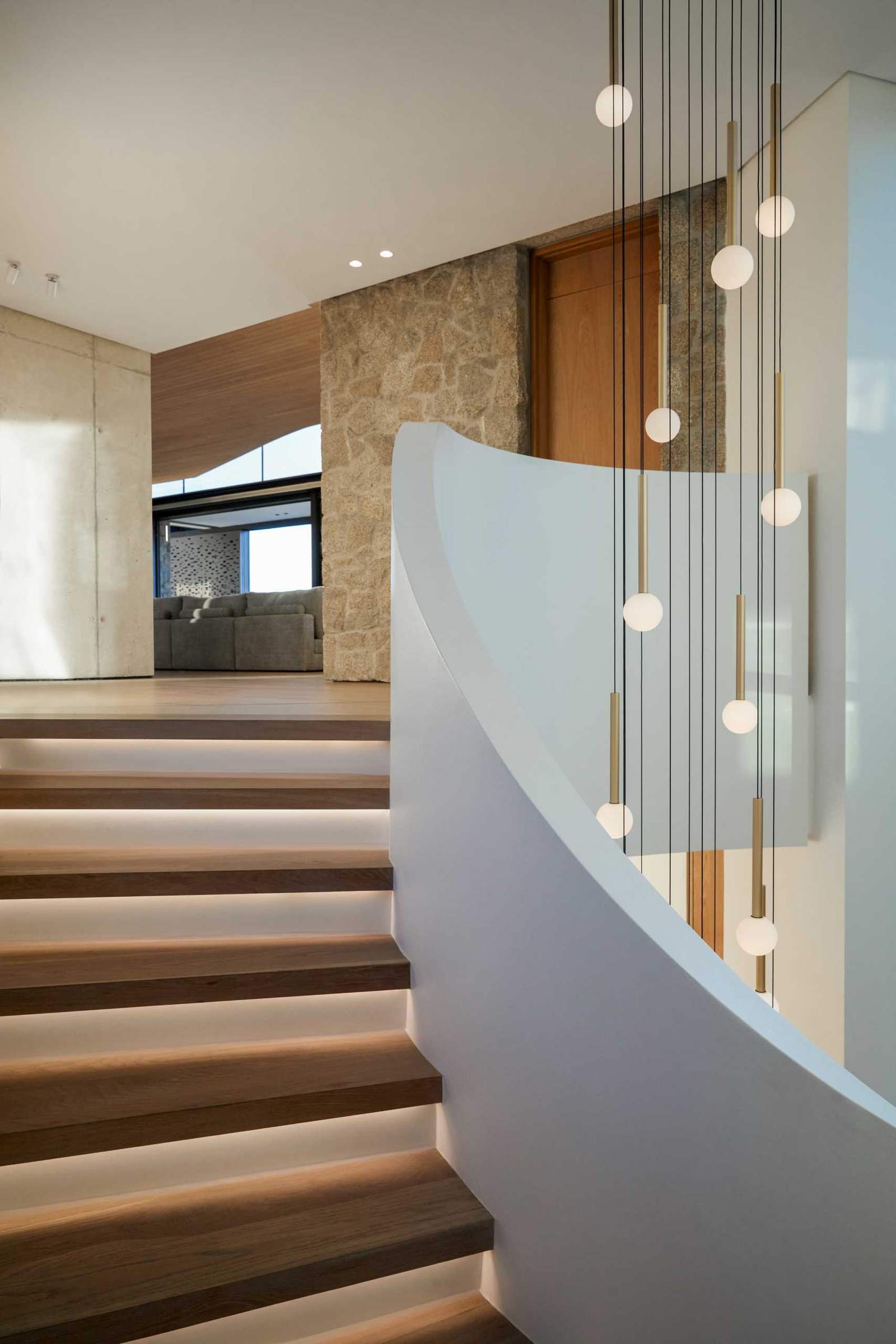 受海浪与附近山脉启发的起伏木质天花板住宅改造丨南非开普敦丨ARRCC（Jon Case和Clive Schulze）-33