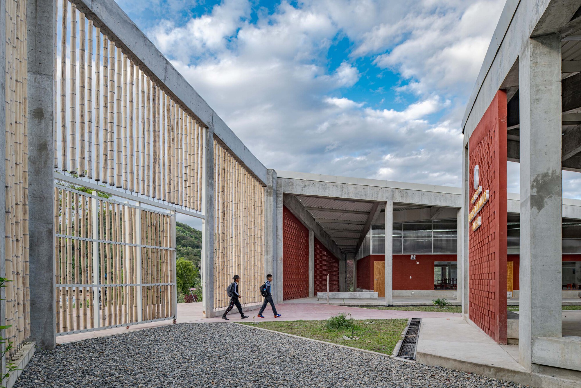 米拉多尔拉哈尔基利亚学校丨秘鲁卡哈马卡丨Semillas-35