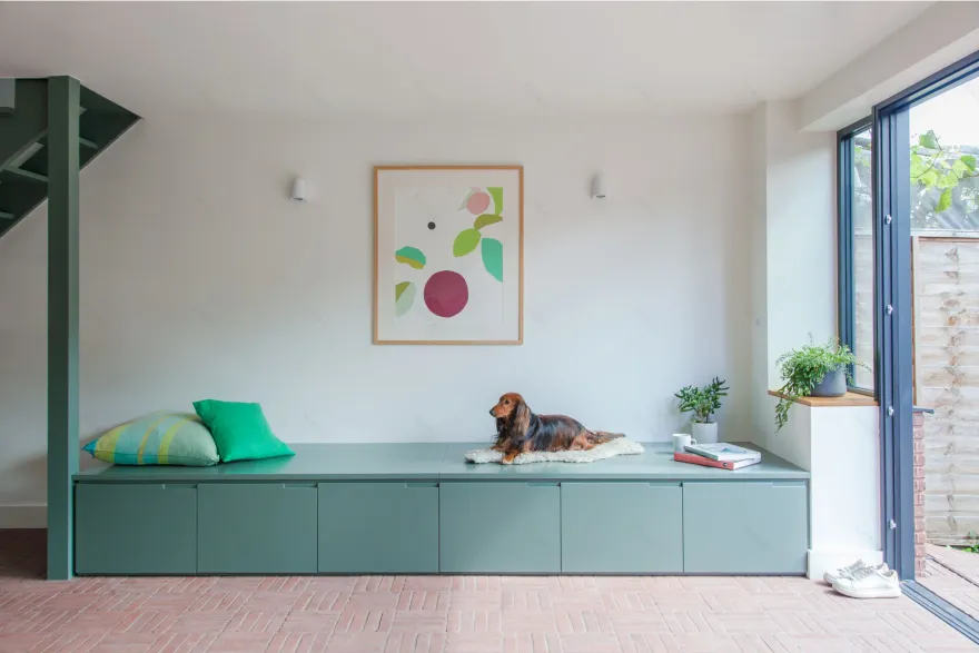 伦敦郊区 60 年代住宅的现代重生-14