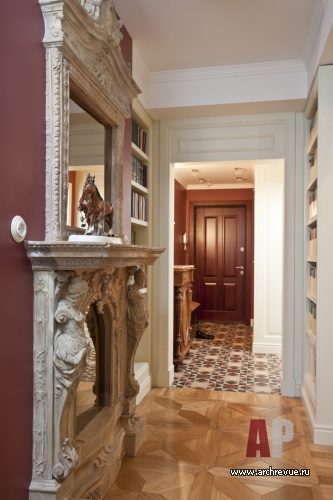 三室传统带彩绘玻璃与向日葵元素公寓丨Яровикова Анна,Мясникова Юлия-10