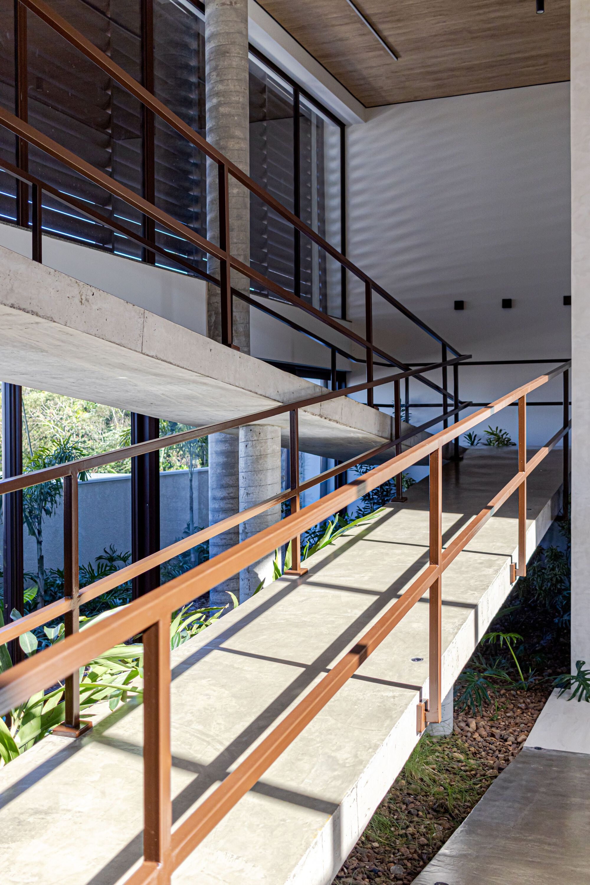 斜坡屋丨巴西丨Coelho Neto Arquitetura-24