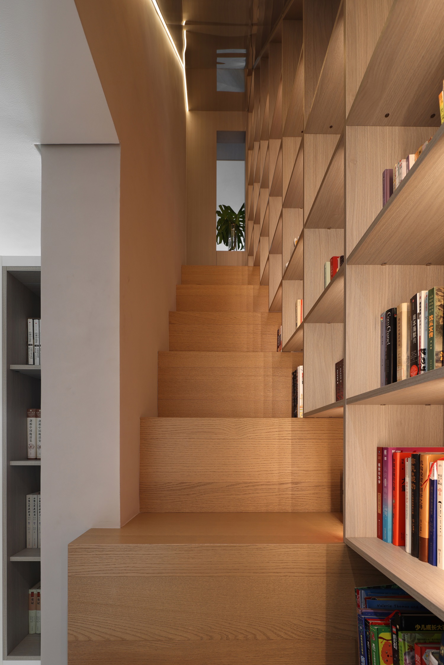 屿乐丨中国广州丨隐之建筑空间设计-45