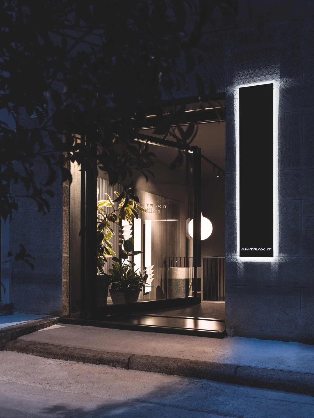 Antra· IT 展厅丨意大利米兰丨Victor Vasilev Architect-15