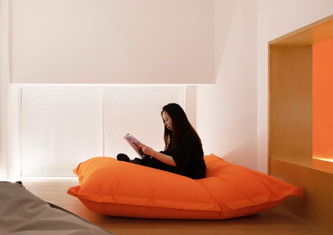 "无聊の瓶子"冷压果汁店 | 科技鲜榨,保留食物全营养-77