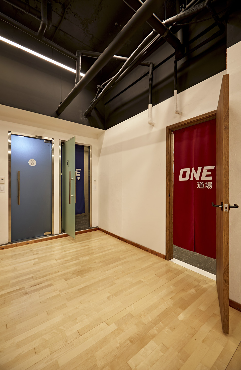 20 平米极简生活，原木风打造温馨小窝-13