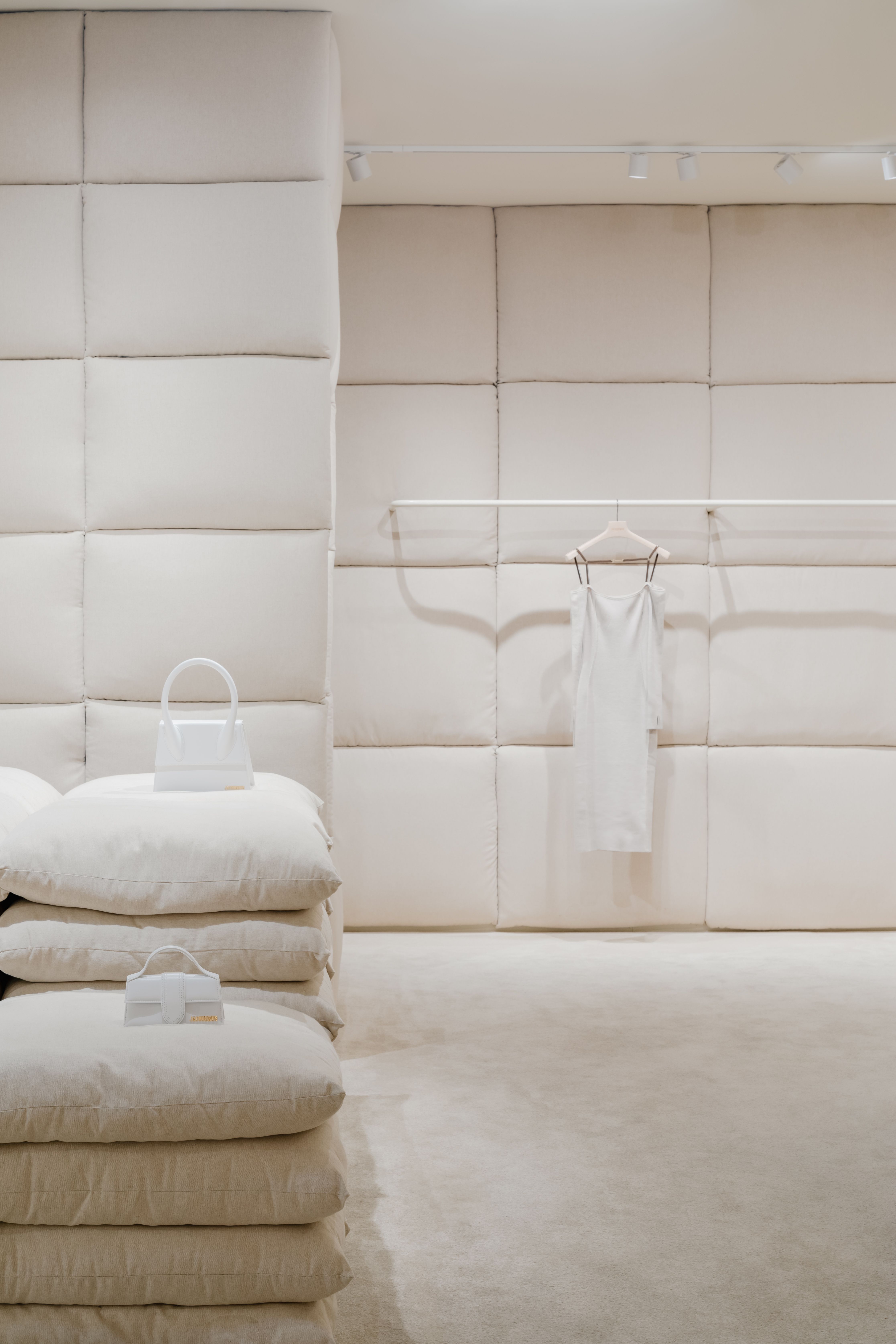 Jacquemus 巴黎伦敦旗舰店-39