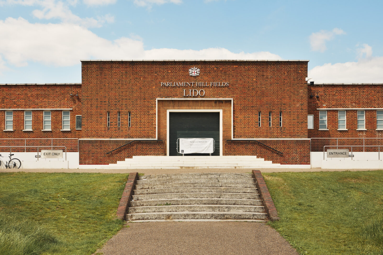 Take a Dip: London’s best swimming spots - from lakes to lidos | Journal | The Modern House-0