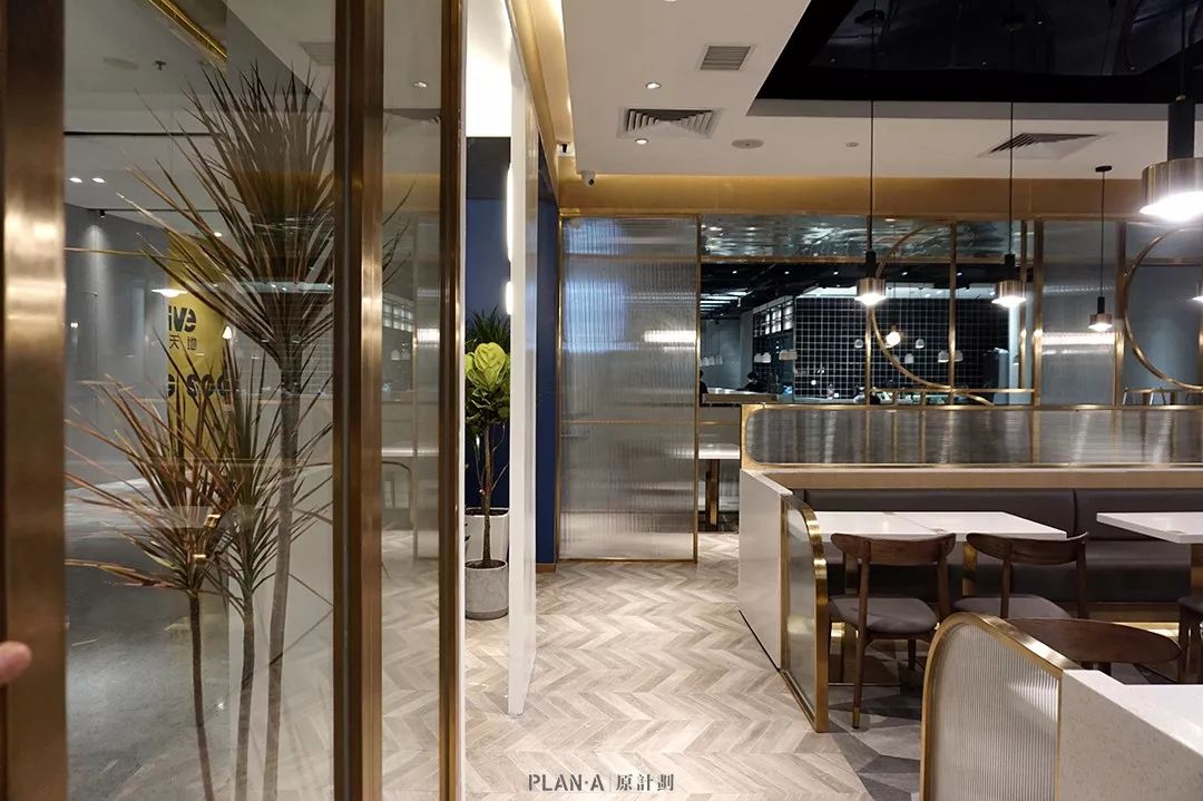 广州美林 M·LIVE 天地“点港点造”餐厅,蓝色主调展现创新精神-40