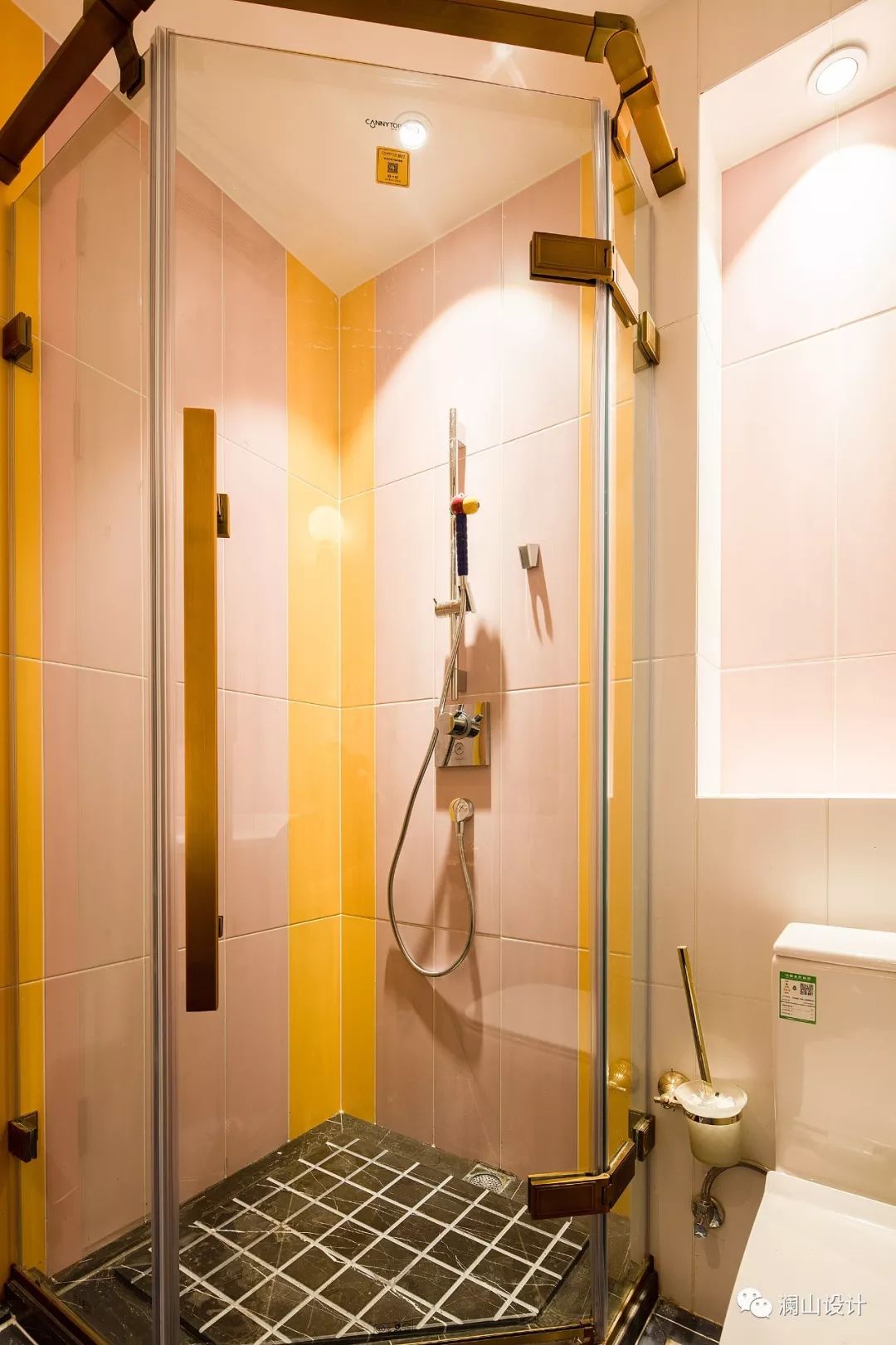 地下室华丽变身,蓝色魔力营造梦幻空间-26