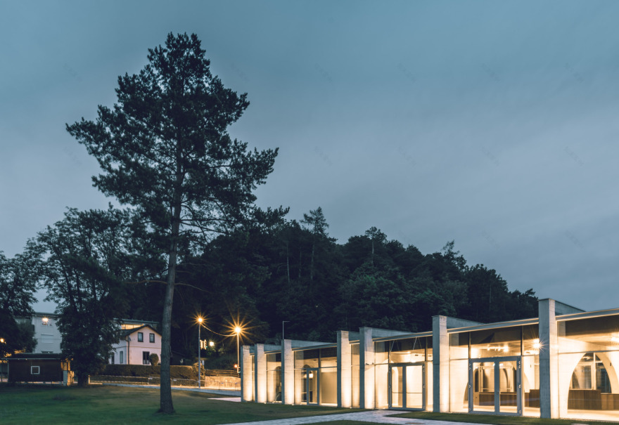 诺伊豪斯沙龙丨奥地利丨Baukooperative-41