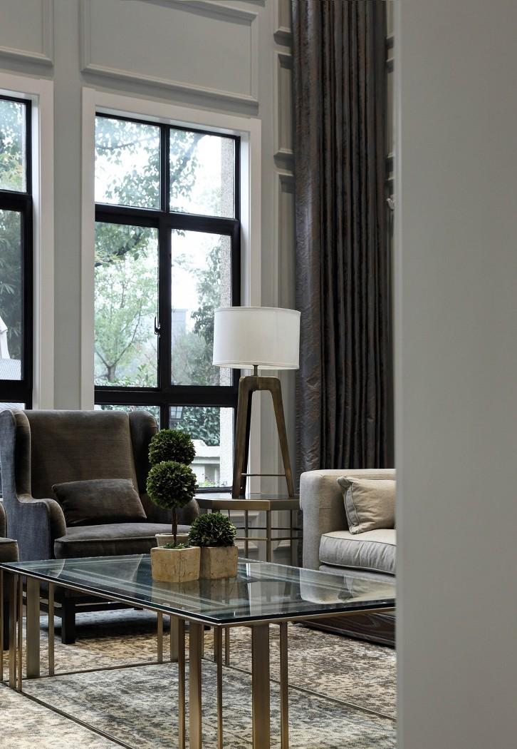 美式工业风，高级灰与牛蜡皮的相融-1