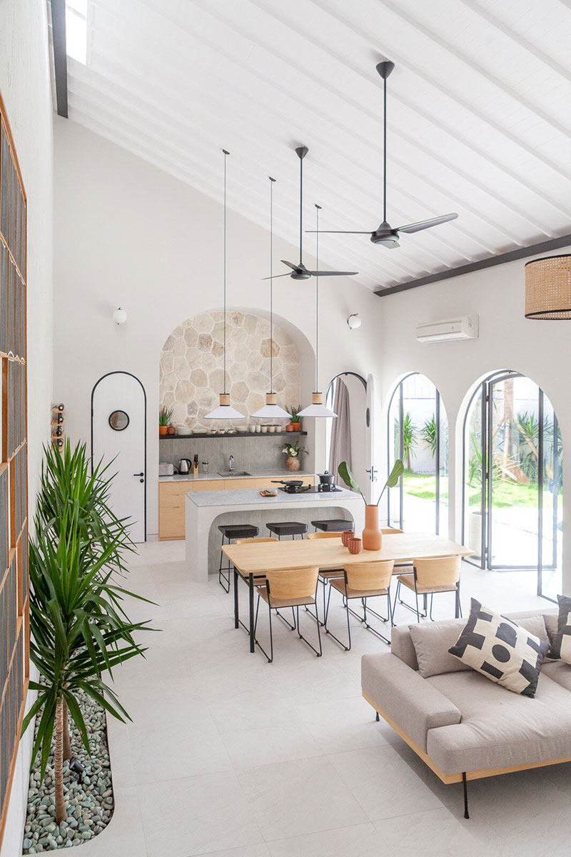 巴厘岛假日别墅 | 弧形与绿植的时尚设计-7