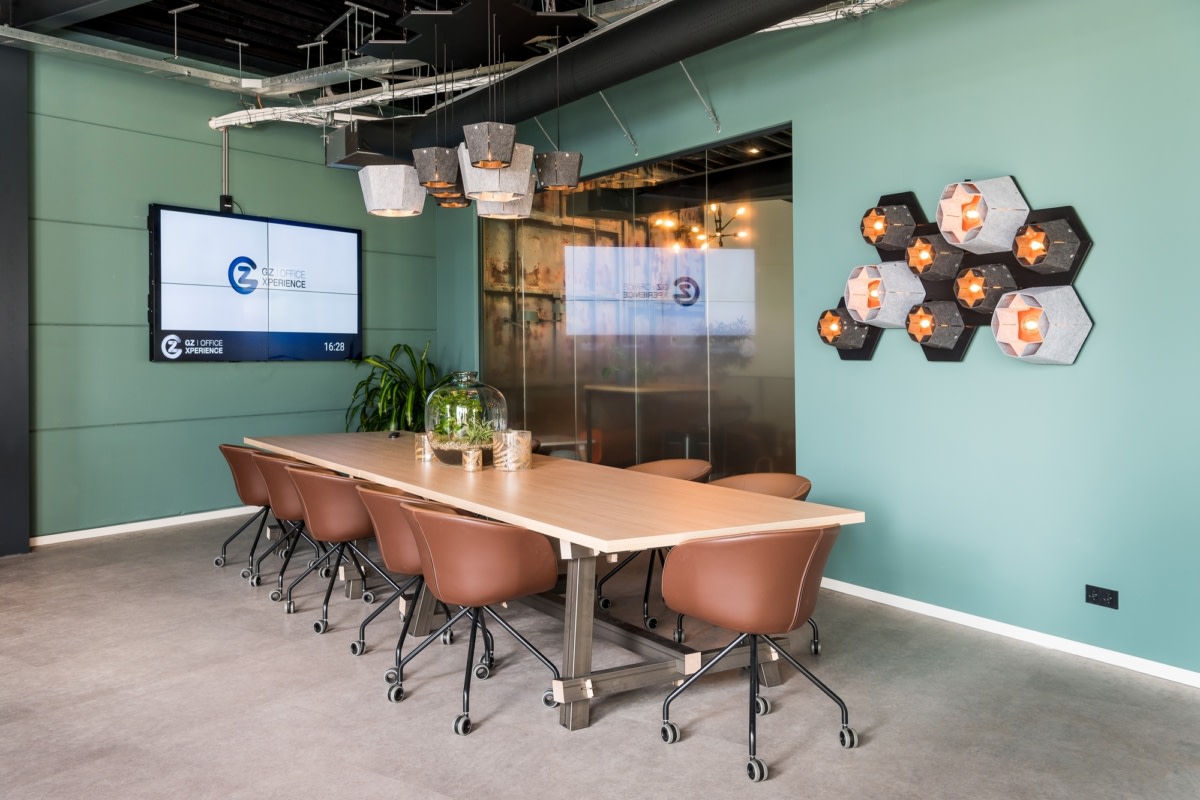 荷兰 Westzaan 的 GZ OfficeXperience 陈列室——现代办公空间的绿色演绎-24