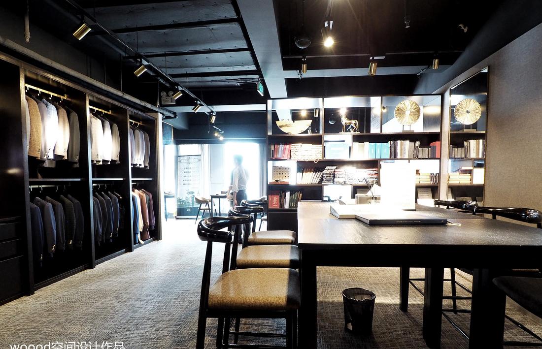 WOOODDESIGN丨北京优山服装店-银石广场店实景案例-11