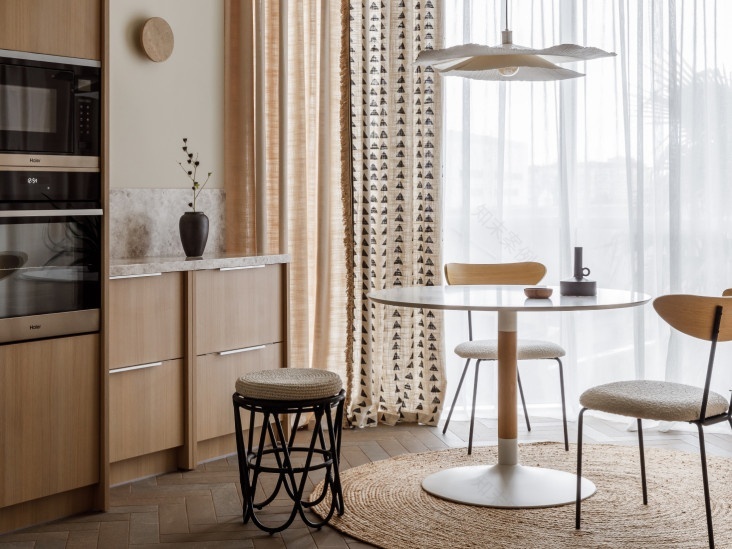 索契84平米公寓,在质朴中感受生活之静丨尼基塔·科兹洛夫(Nikita Kozlov)-15