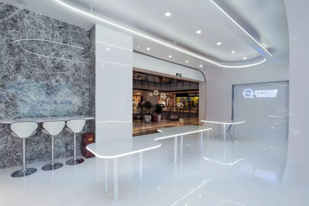 穿梭·智能生活体验馆——弧线元素打造的未来智能家居空间-21