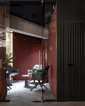 乌克兰基辅 PrivatBank VIP 分行丨ZIKZAK Architects