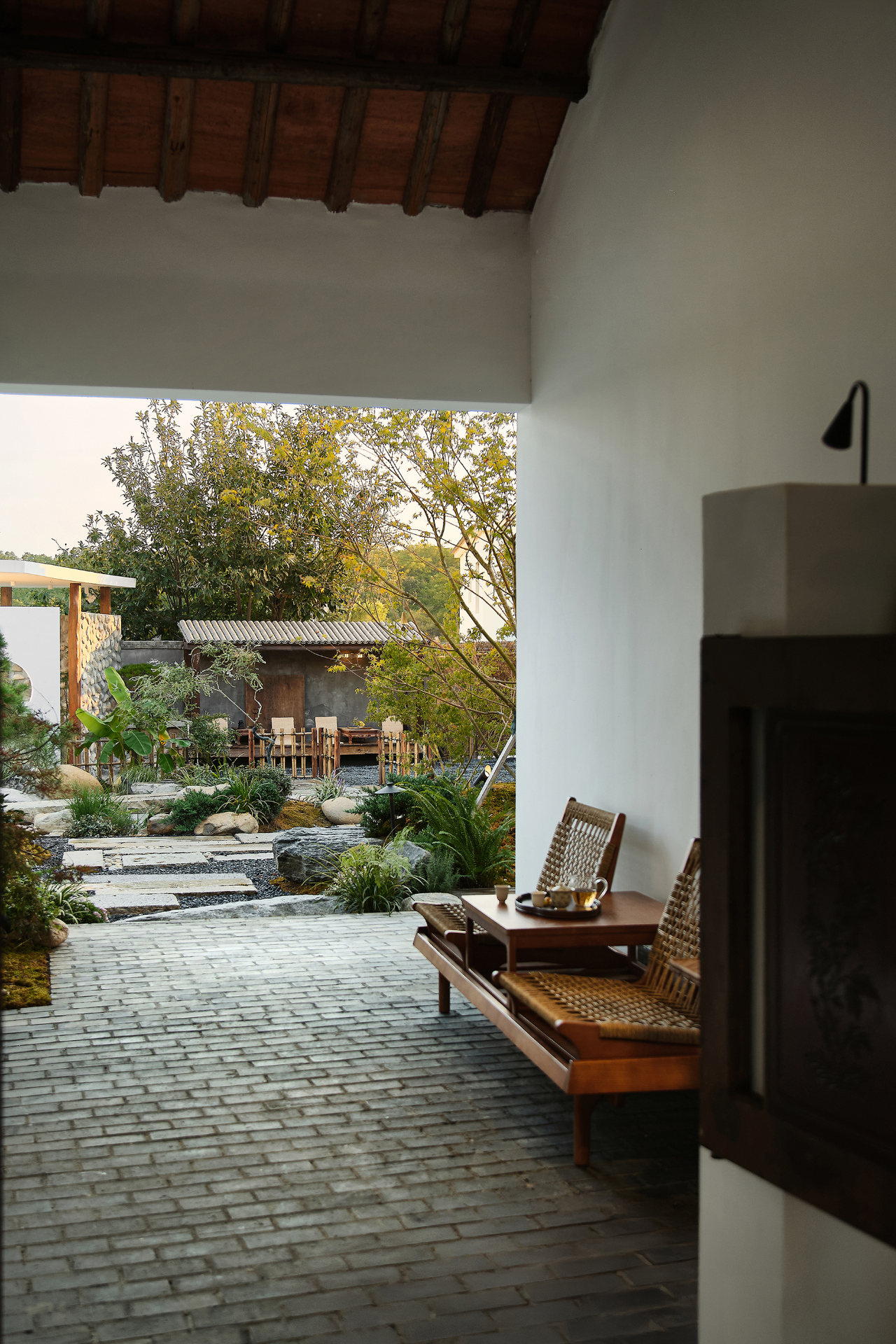 闭门即是深山  半日松风茶空间设计丨中国南京丨南京拙木空间设计-16