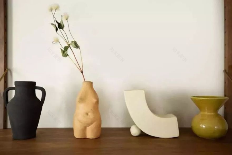 30 岁女子独居上海老洋房,中古家具打造 70㎡复古空间-109