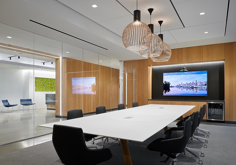 科技先驱 Ossur 美国总部，展现冰岛灵感与社区精神-8