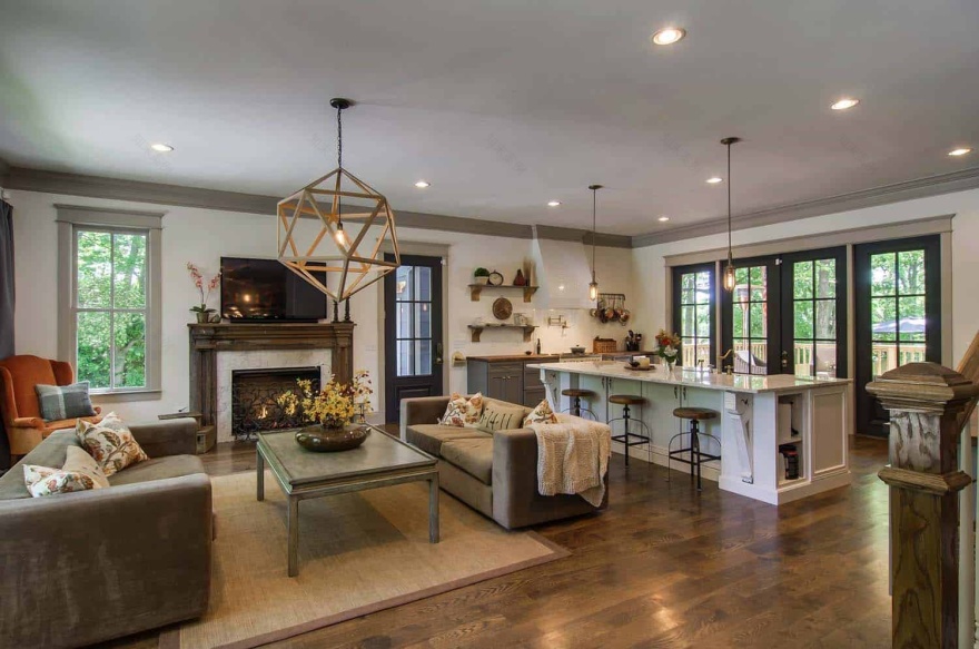 Inside an inviting cottage style house with a woodsy backdrop in Tennessee-3