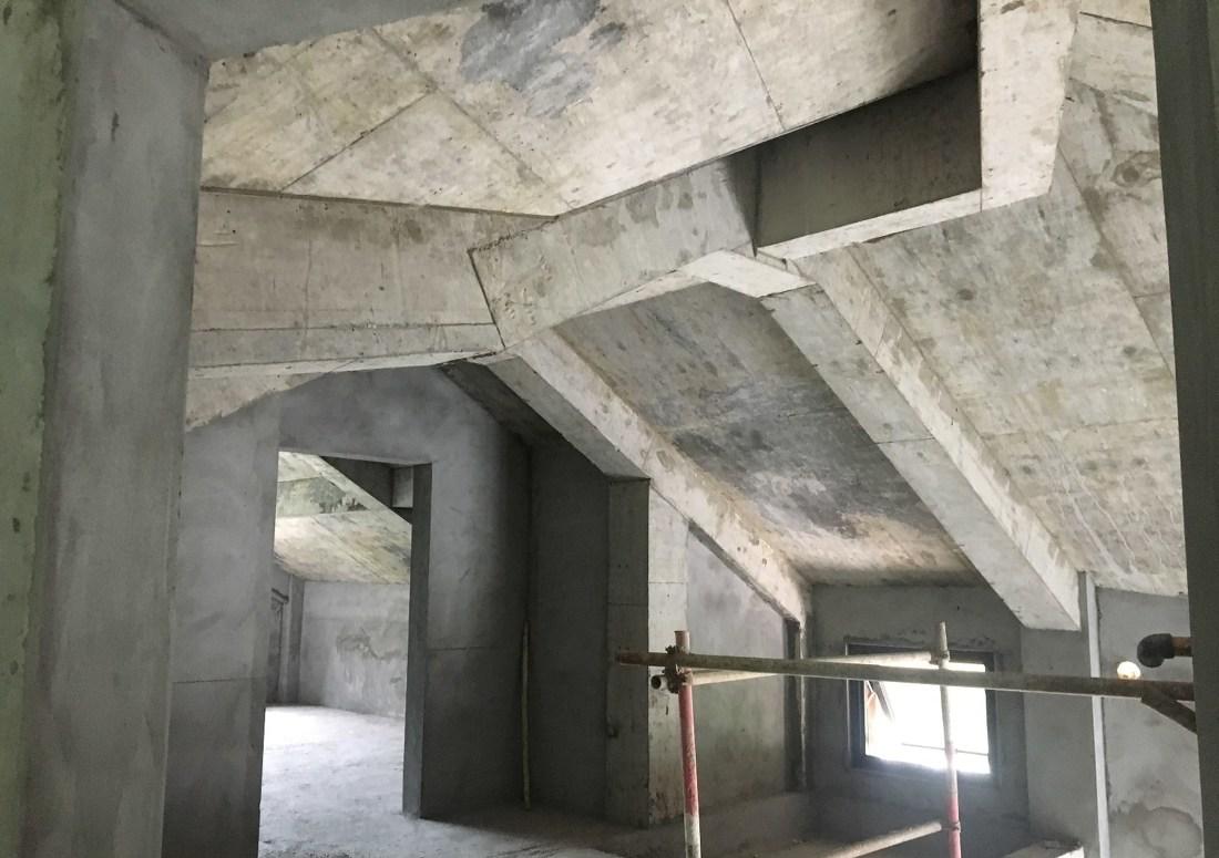 依山而立的雯雯之家 | 原木与化石的纯净邂逅-14