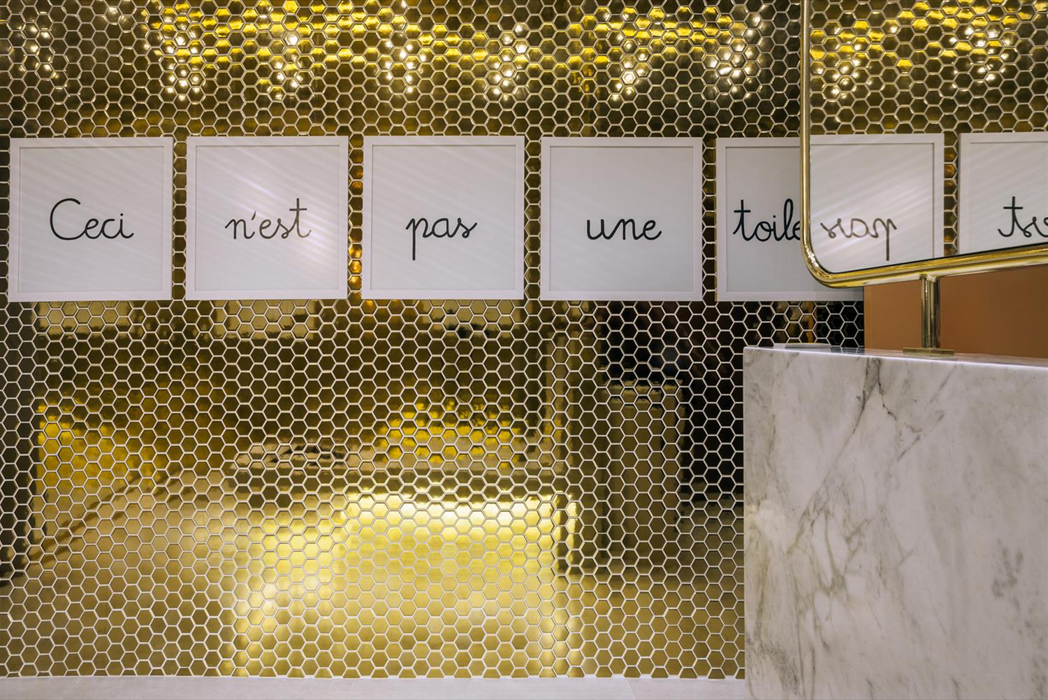 巴西公共女厕设计-2