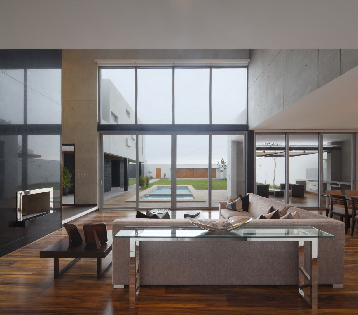 秘鲁利马中上层家庭别墅设计-21