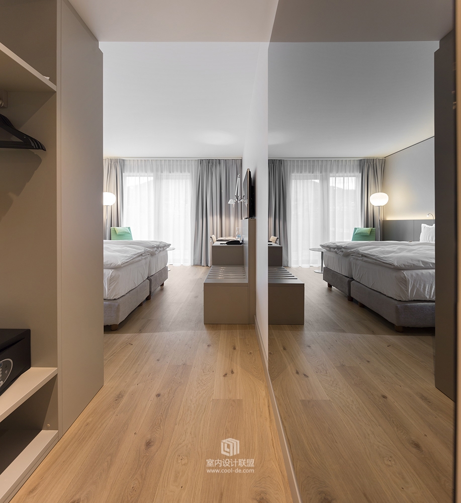 瑞士摩登时代酒店 / Itten+Brechbühl-19