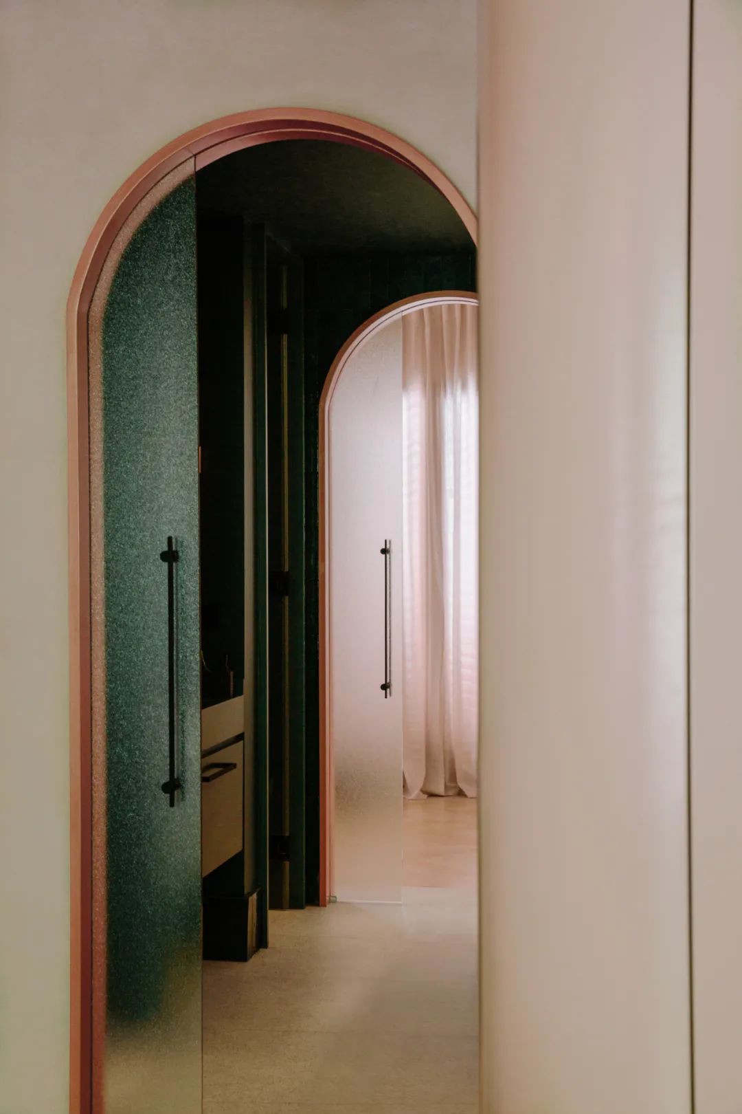 Waves House 艺术公寓翻新丨西班牙丨巴塞罗那设计师 Szymon Keller-11