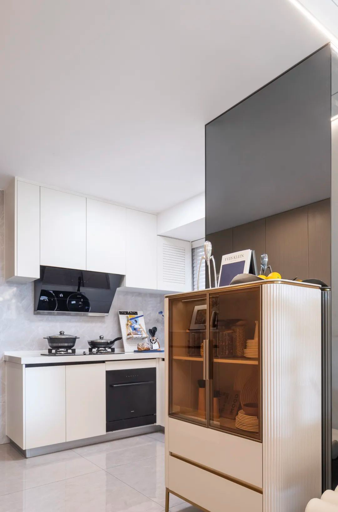 中铁·阅江来样板间-6