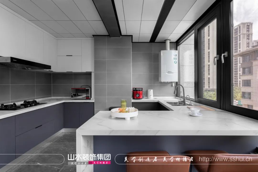 200 平复式住宅 · 现代简约与生活的热爱丨王雷-21