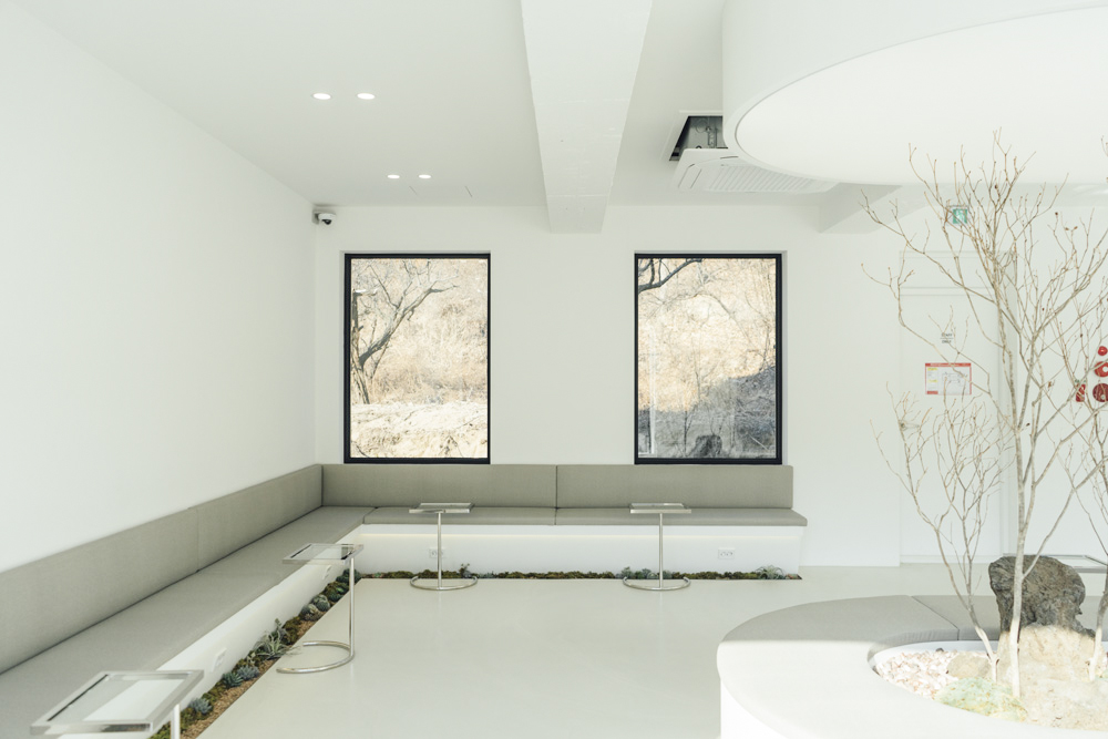 简约时尚 31 平咖啡馆设计-14