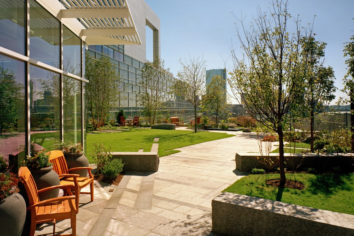 MGH Healing Garden at Yawkey Cancer Center — Halvorson | Tighe & Bond-23